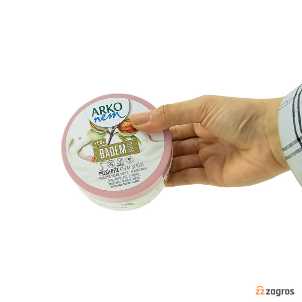کرم مرطوب کننده آرکو نم سری پروبیوتیک حاوی شیر بادام 250 میل