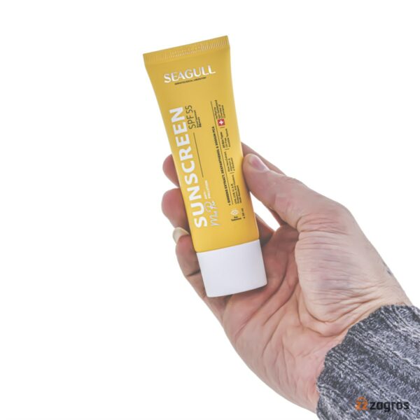 کرم ضد آفتاب فاقد چربی مردانه سی گل با Spf55 حجم 50 میل